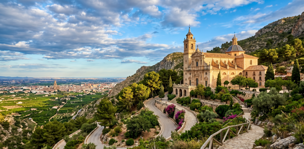 Santuario de la Fuensanta: El balcón sagrado entre los pinos de El Valle fuensanta